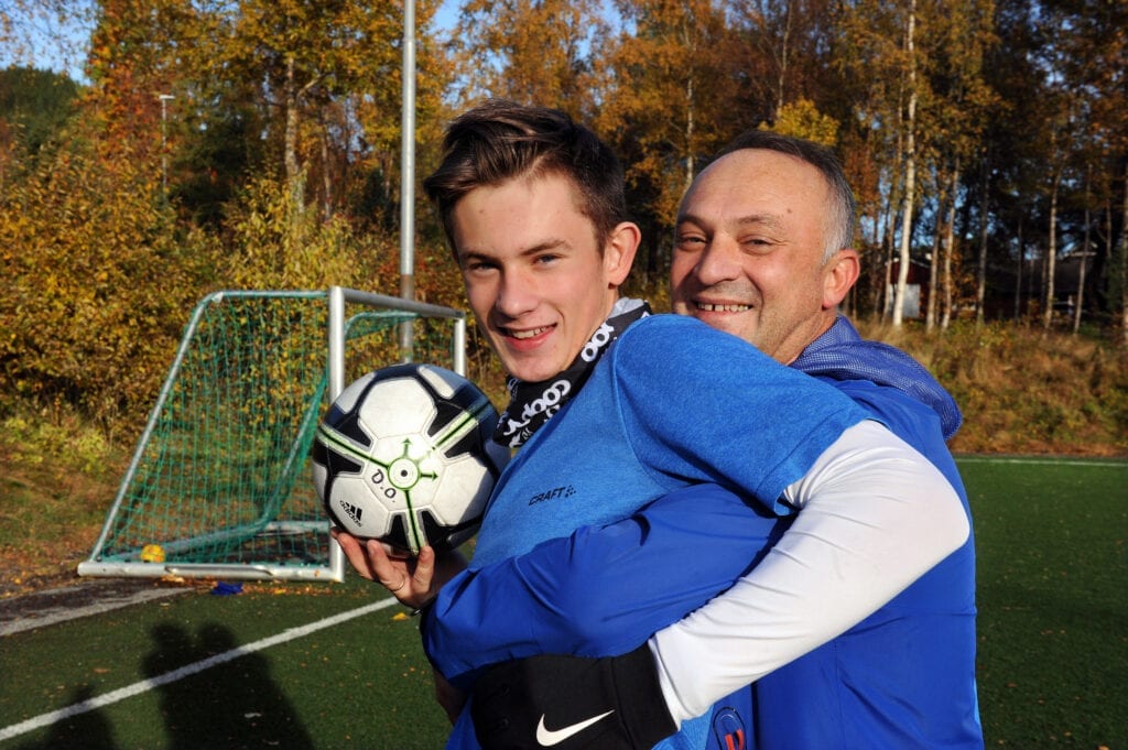 Dino Okanovic med sin far
